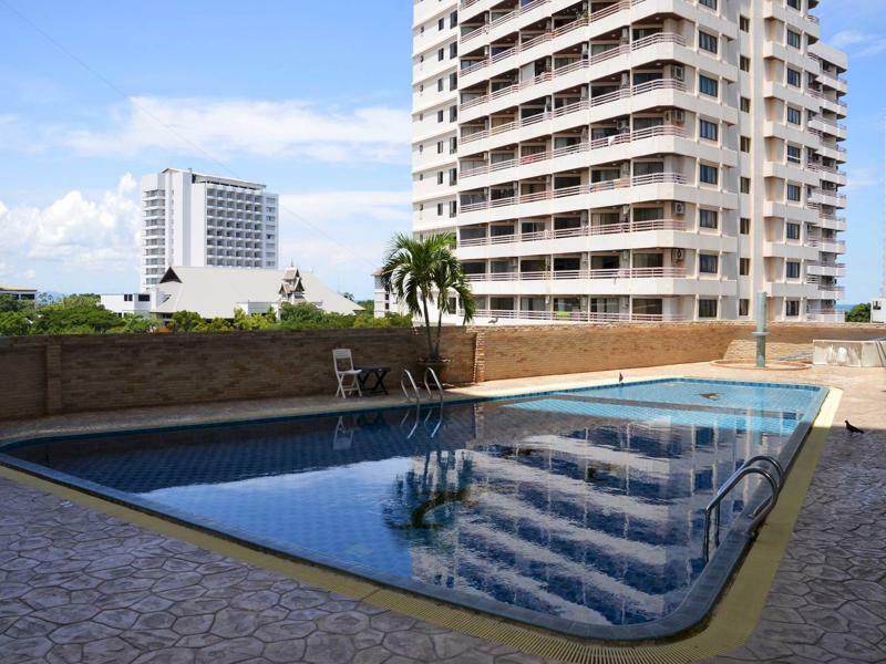 Thepthip Artdeco Studio Pattaya Exterior foto